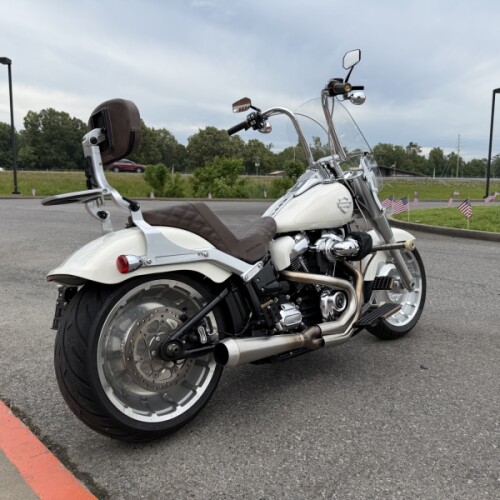 2018 Harley-Davidson® Fat Boy® Bonneville Salt Pearl thumb 1