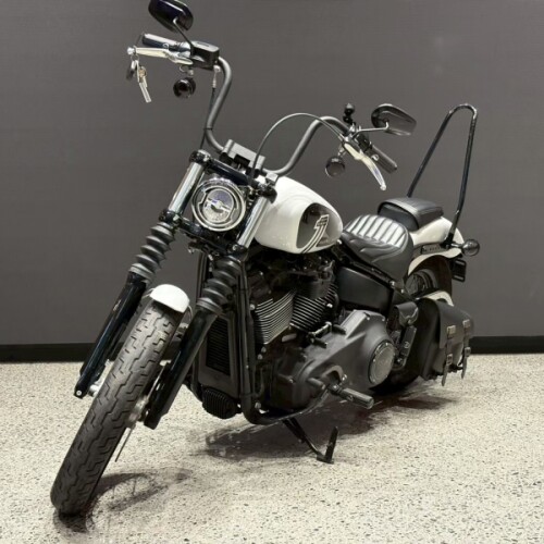【中古車情報】2021YM FXBBS STNWSHD WHT PRL (管理番号：015798) thumb 1