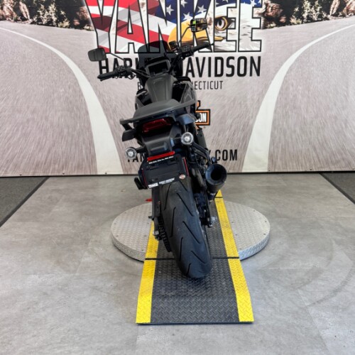 2025 RA1250ST Pan America® 1250 ST thumb 2
