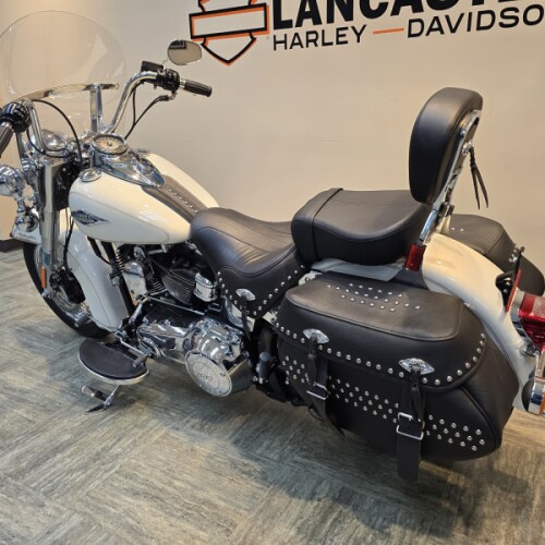 2015 Harley-Davidson® Heritage Softail® Classic Morocco Gold Pearl FLSTC thumb 0