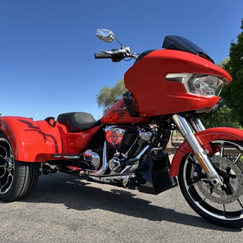 2026 Harley-Davidson® Road Glide 3 Blood Orange thumb 3