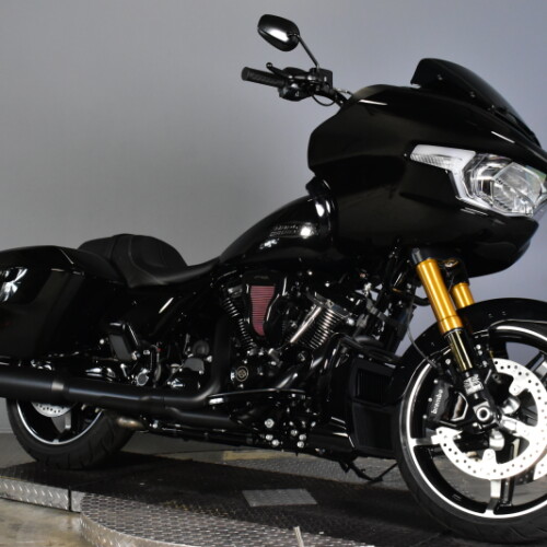 2026 Harley-Davidson® Road Glide™ FLTRX thumb 2