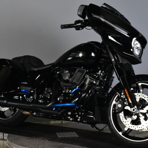 2026 Harley-Davidson® Street Glide® FLHX thumb 2