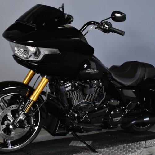 2026 Harley-Davidson® Road Glide™ FLTRX thumb 0