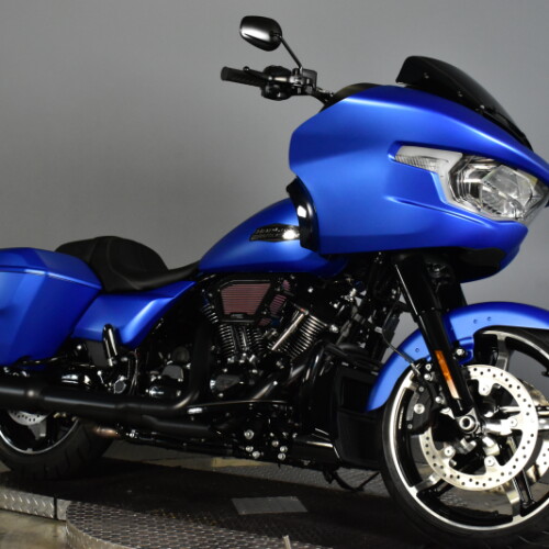 2026 Harley-Davidson® Road Glide™ FLTRX thumb 2