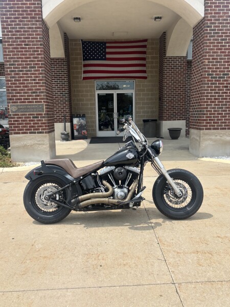 2014 Harley-Davidson® Softail Slim® Vivid Black