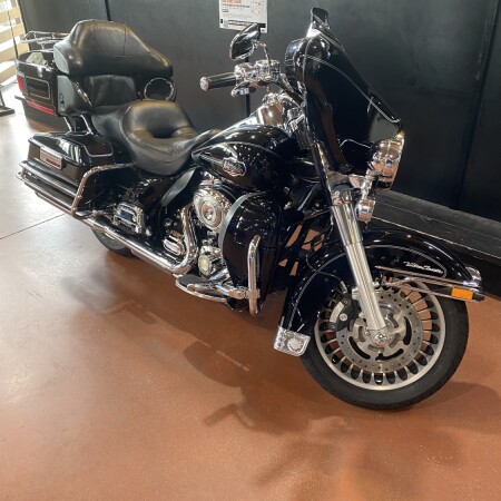 FLHTCU 2009 Electra Glide® Ultra Classic® thumb 3