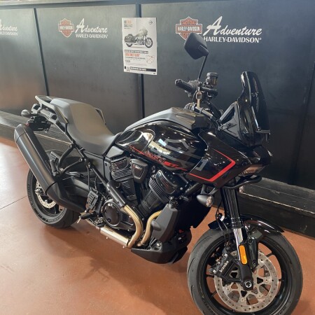 RA1250ST 2026 Pan America® 1250 ST thumb 3