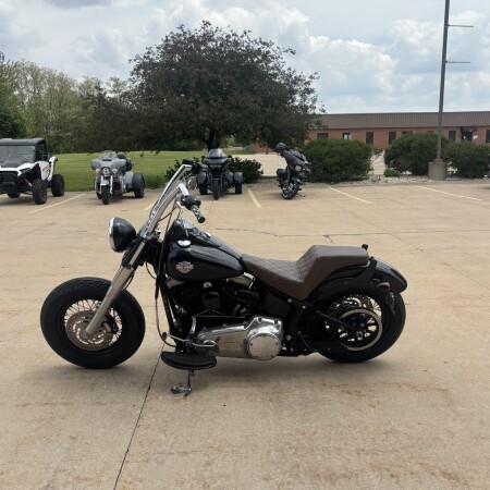2014 Harley-Davidson® Softail Slim® Vivid Black thumb 0