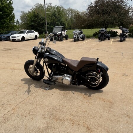 2014 Harley-Davidson® Softail Slim® Vivid Black thumb 1