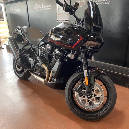 RA1250ST 2026 Pan America® 1250 ST thumb 2