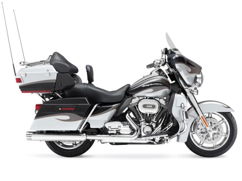 2013 Harley-Davidson® CVO™ Ultra Classic® Electra Glide® DIAMND/OBSIDIAN W/ PINSTRIP