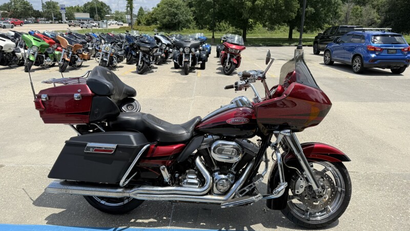 2011 Harley-Davidson® CVO™ Road Glide® Ultra