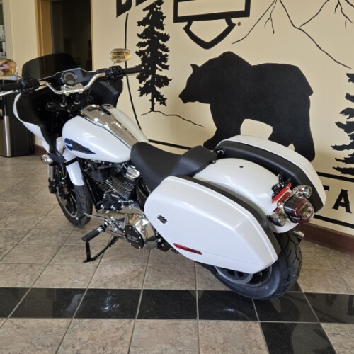 2026 Harley-Davidson® Low Rider® ST White Onyx Pearl Chrome Trim thumb 2