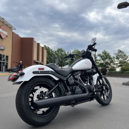 2026 Harley-Davidson® FXLRS Low Rider® S White Onyx Pearl  thumb 2