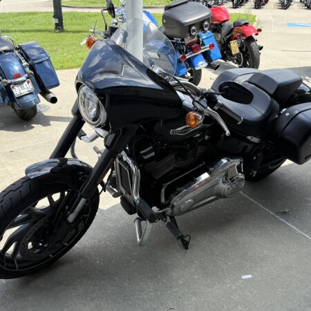 2019 Harley-Davidson® Sport Glide™ thumb 0