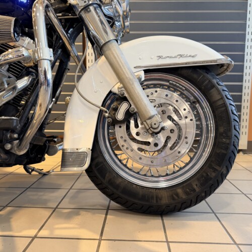 2007 H-D FLHRC Road King Classic 96ci thumb 3