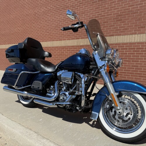 2014 Harley-Davidson® Road King® Big Blue Pearl thumb 3