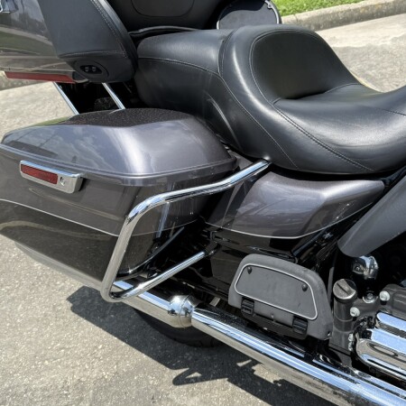 2014 Harley-Davidson® Electra Glide® Ultra Limited thumb 2
