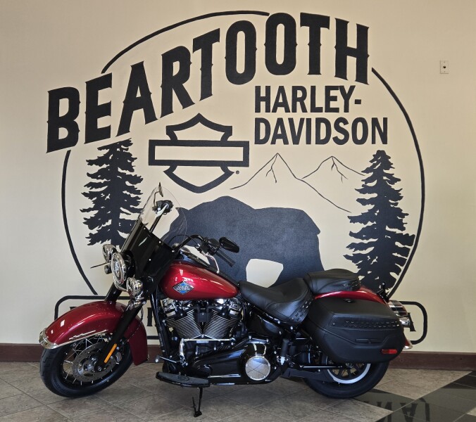 2026 Harley-Davidson® Heritage Classic Brilliant Red Black Laced Wheels
