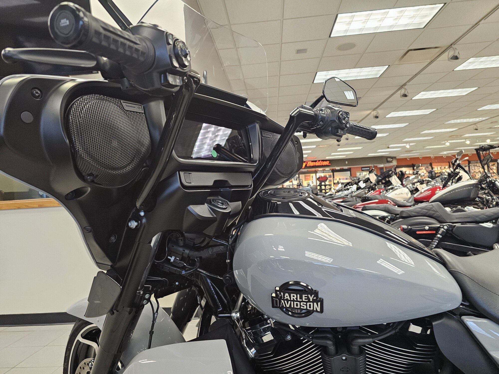 FLHXU 2025 Street Glide™ Ultra, photo 19