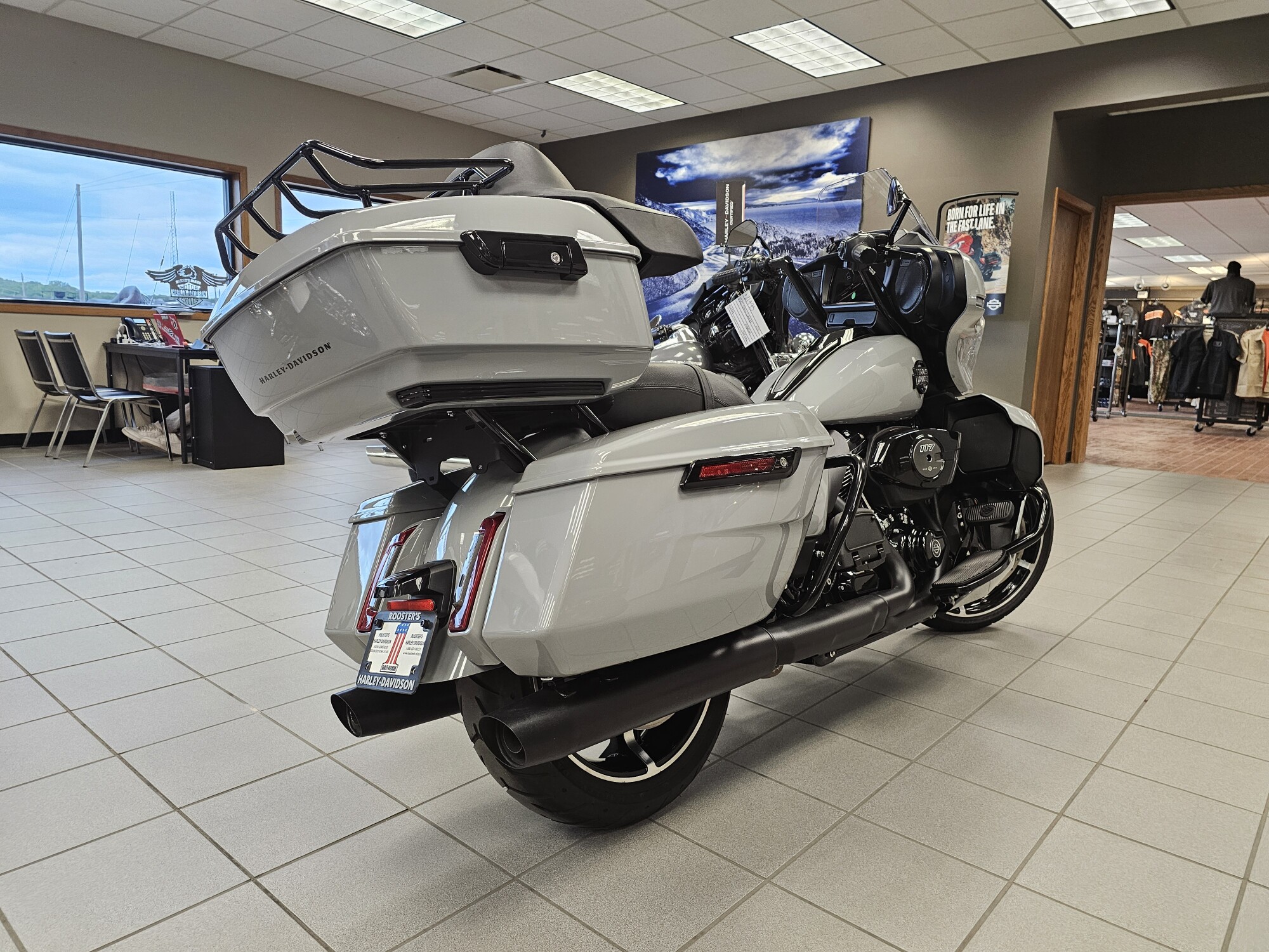 FLHXU 2025 Street Glide™ Ultra, photo 8