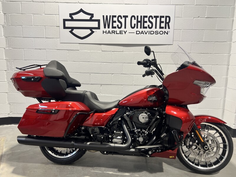 2026 Harley-Davidson® Road Glide Limited Brilliant Red FLTRXL