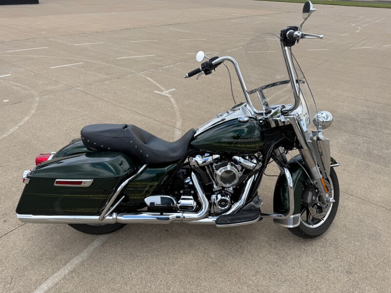 2019 Harley-Davidson® Road King® Kinetic Green