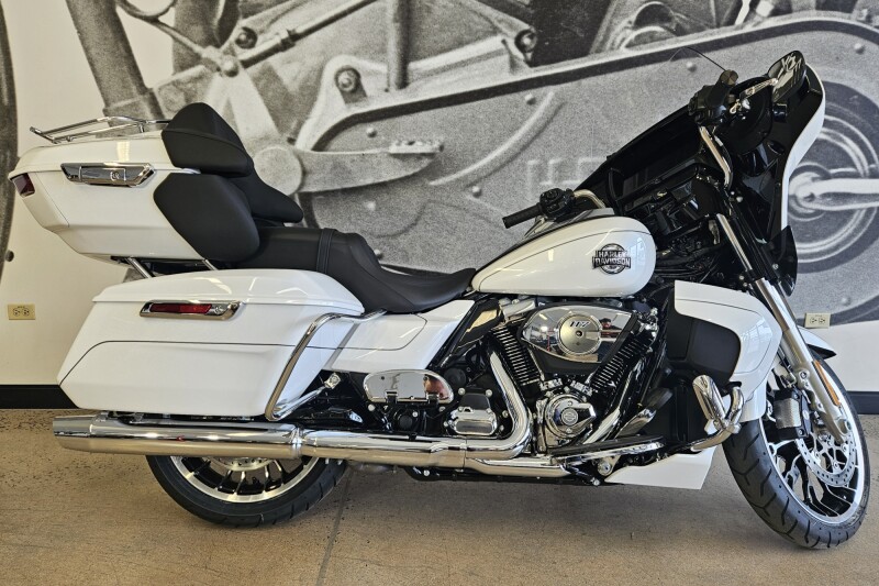 2026 Street Glide Limited FLHXL