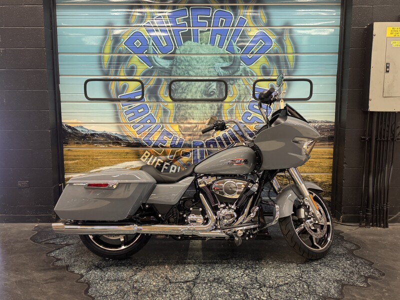 2026 Harley Davidson Road Glide Solo