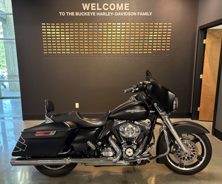 2013 Harley-Davidson® Street Glide® Black Denim