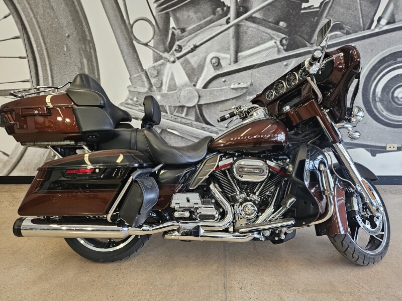 2019 CVO™ Limited FLHTKSE