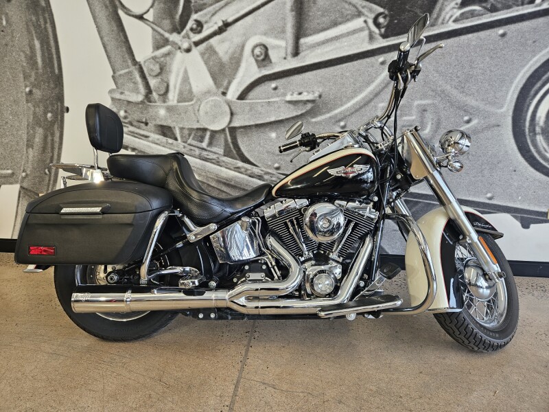 2011 Softail® Deluxe 