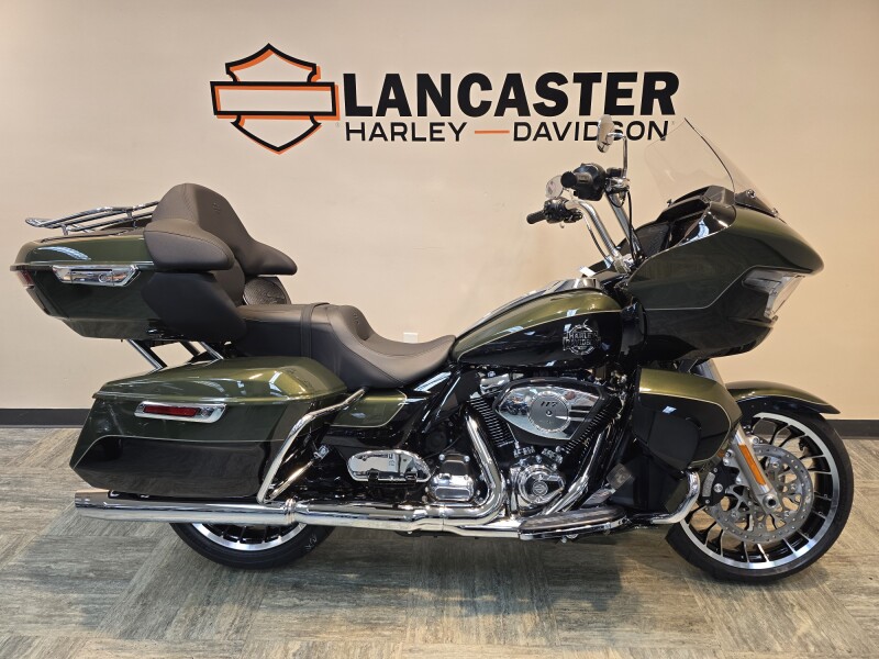 2026 Harley-Davidson® Road Glide Limited Olive Steel Metallic / Vivid Black Chrome Trim FLTRXL