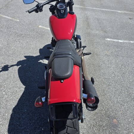 2023 Harley-Davidson® Fat Bob® 114 REDLINE RED thumb 2