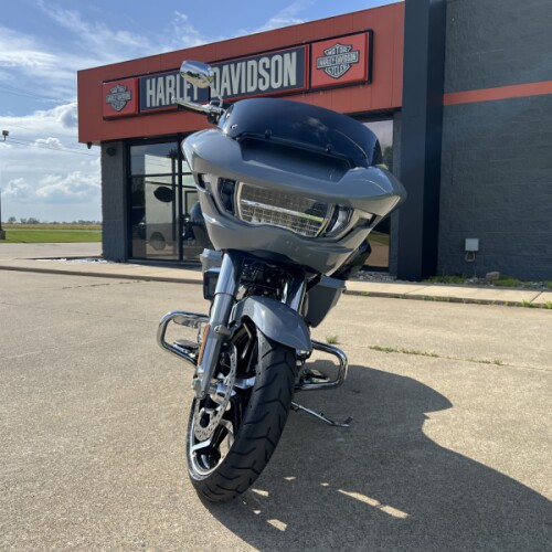 2026 Harley-Davidson® Road Glide® Dark Billiard Gray Chrome Solo Cast Wheels thumb 2