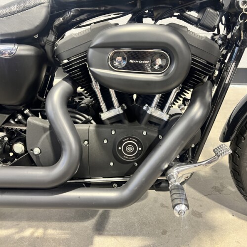 2006 Harley-Davidson® Sportster 883R Vivid Black XL883R thumb 1