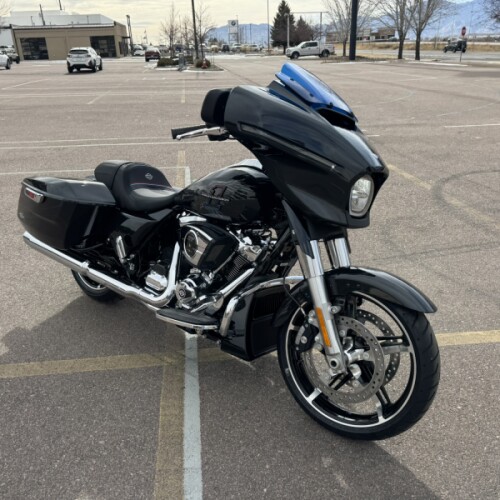 2026 Harley-Davidson® Street Glide® thumb 3