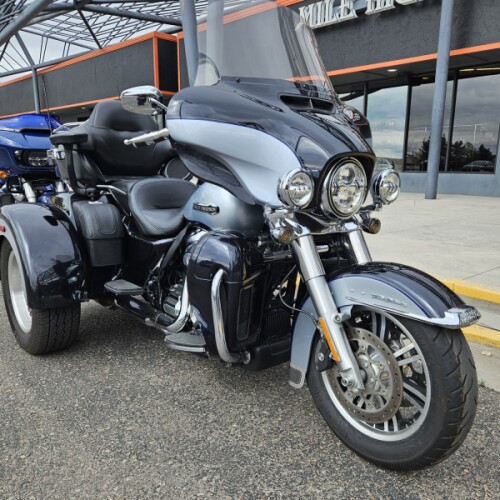 2020 Tri Glide® Ultra FLHTCUTG thumb 2