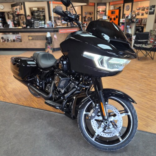 2026 Harley-Davidson® Road Glide® thumb 1
