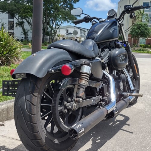 XL 883N 2015 Iron 883™ thumb 1