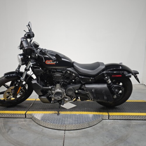 RH975 2023 Nightster™ thumb 1