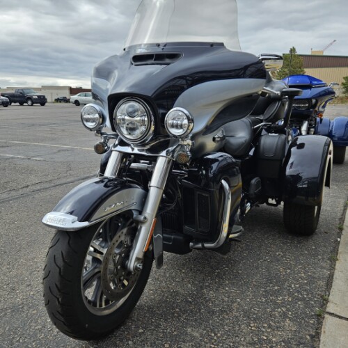 2020 Tri Glide® Ultra FLHTCUTG thumb 0