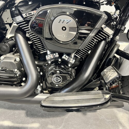 2026 Harley-Davidson® Street Glide® Dark Billiard Gray FLHX thumb 0
