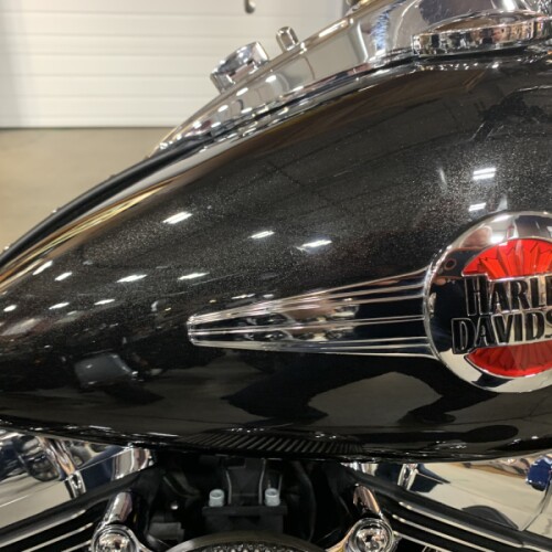 2017 Harley-Davidson® Heritage Softail® Classic Black Quartz thumb 3