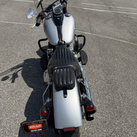2020 Harley-Davidson® Softail Slim® Barracuda Silver Denim thumb 2