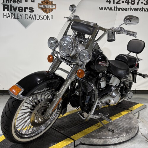 2005 Harley-Davidson® Heritage Softail® Classic Vivid Black thumb 0