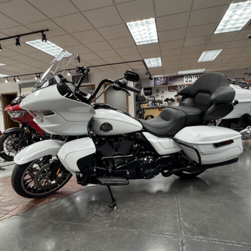 FLTRXL 2026 Road Glide Limited thumb 2