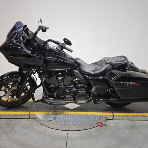 FLTRXST 2022 Road Glide® ST thumb 1
