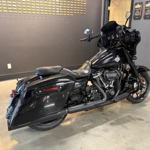 2021 Harley-Davidson® Street Glide® Special Vivid Black - Black Finish thumb 2